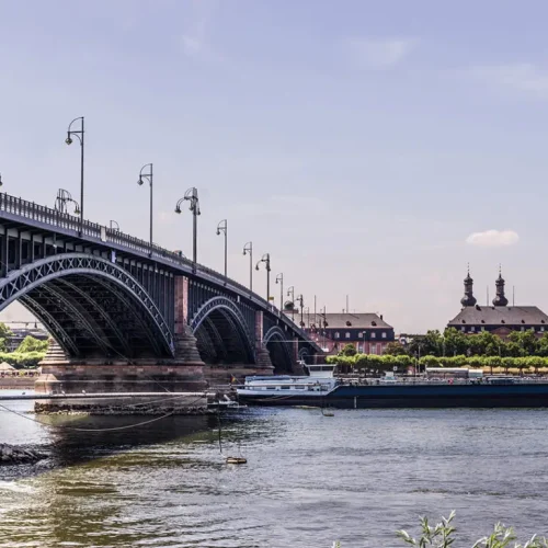 1-Theodor-Heuss-Brücke-1024x768